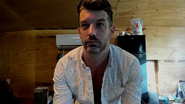 Snapshot of Kenny_Kyle chatting on November 11, 2025, 2:34 pm Kenny Kyle online show from November 11, 2025, 2:34 pm