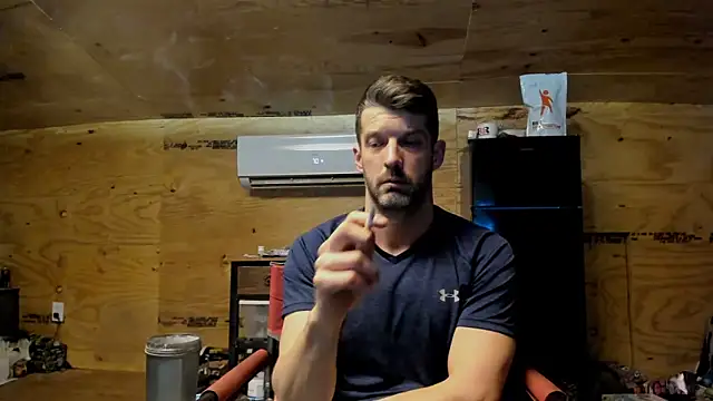 Snapshot of Kenny_Kyle chatting on November 28, 2025, 3:39 am Kenny Kyle online show from November 28, 2025, 3:39 am