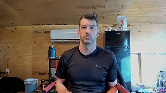 Snapshot of Kenny_Kyle chatting on November 23, 2025, 2:49 pm Kenny Kyle online show from November 23, 2025, 2:49 pm