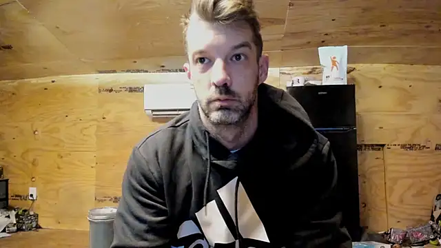 Snapshot of Kenny_Kyle chatting on November 29, 2025, 12:05 pm Kenny Kyle online show from November 29, 2025, 12:05 pm