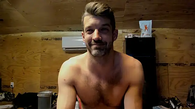 Snapshot of Kenny_Kyle chatting on December 3, 2025, 10:53 pm Kenny Kyle online show from December 3, 2025, 10:53 pm