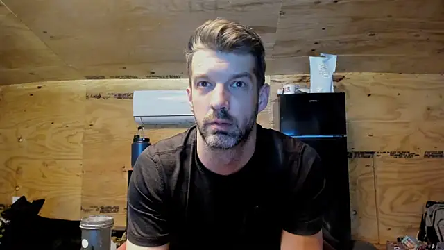 Snapshot of Kenny_Kyle chatting on November 16, 2025, 3:22 am Kenny Kyle online show from November 16, 2025, 3:22 am