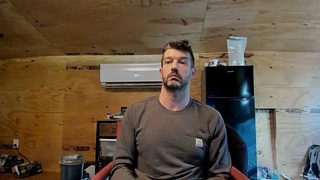 Snapshot of Kenny_Kyle chatting on November 5, 2025, 2:31 pm Kenny Kyle online show from November 5, 2025, 2:31 pm