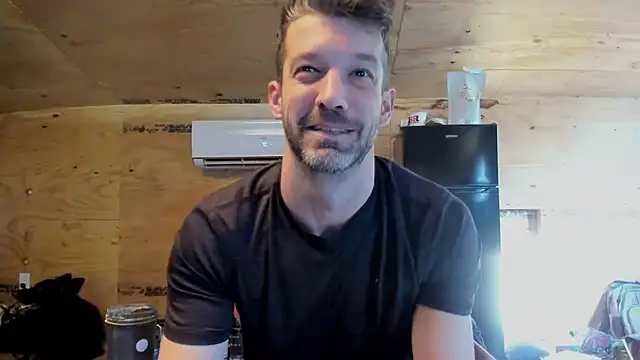 Snapshot of Kenny_Kyle chatting on November 16, 2025, 3:28 pm Kenny Kyle online show from November 16, 2025, 3:28 pm