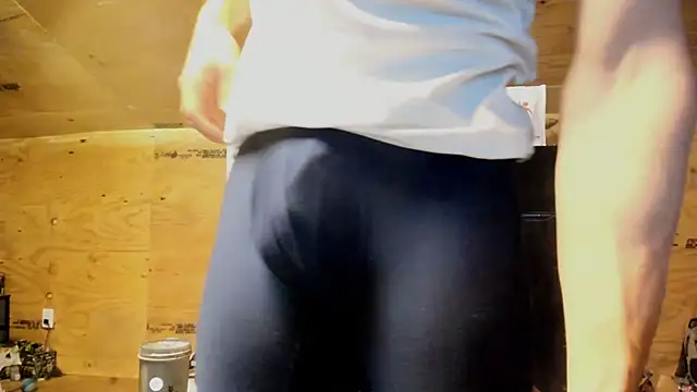 Snapshot of Kenny_Kyle chatting on December 5, 2025, 3:05 am Kenny Kyle online show from December 5, 2025, 3:05 am