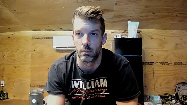 Snapshot of Kenny_Kyle chatting on November 4, 2025, 2:15 am Kenny Kyle online show from November 4, 2025, 2:15 am