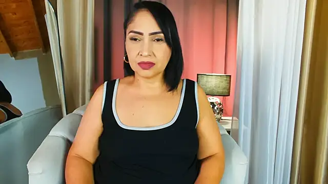 Madissononee online show from November 28, 2025, 12:22 am