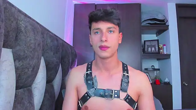 Snapshot of I_Gabriel chatting on February 3, 2025, 10:11 pm I Gabriel online show from February 3, 2025, 10:11 pm