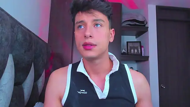 Snapshot of I_Gabriel chatting on January 24, 2025, 8:00 pm I Gabriel online show from January 24, 2025, 8:00 pm