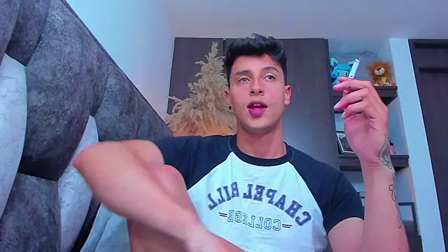 Snapshot of I_Gabriel chatting on December 4, 2024, 11:52 pm I Gabriel online show from December 4, 2024, 11:52 pm