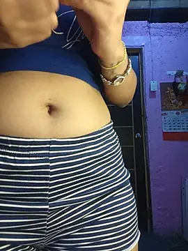Snapshot of SexyFriends_ chatting on May 17, 2026, 1:27 am SexyFriends online show from May 17, 2026, 1:27 am