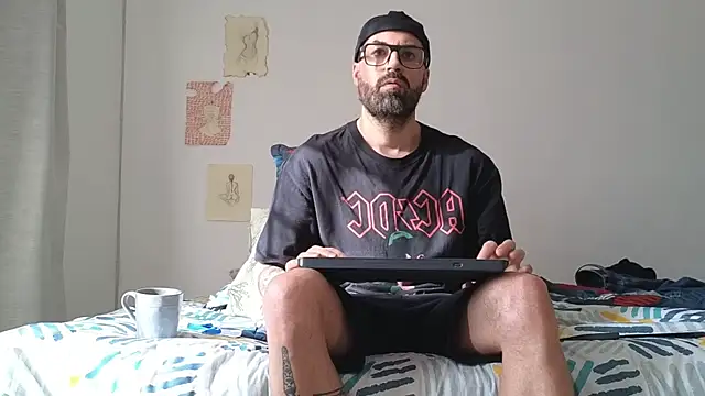 Snapshot of MattxFeet chatting on May 8, 2026, 12:42 pm MattxFeet online show from May 8, 2026, 12:42 pm