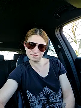 Geile-Luna online show from April 9, 2026, 2:23 pm