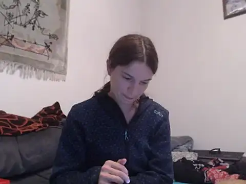 Geile-Luna online show from September 26, 2025, 5:31 pm