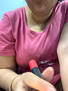 Snapshot of Preet_Kaur_69 chatting on November 30, 2025, 5:58 pm Preet Kaur 69 online show from November 30, 2025, 5:58 pm