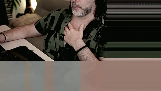 Snapshot of Sanders_White chatting on January 27, 2025, 6:20 pm Sanders White online show from January 27, 2025, 6:20 pm