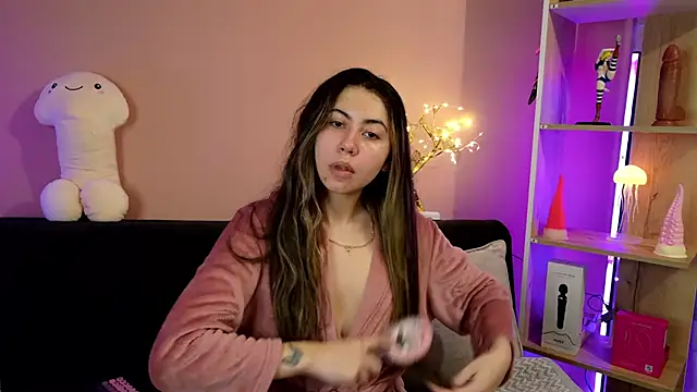 lilly sweett online show from April 21, 2026, 11:11 pm