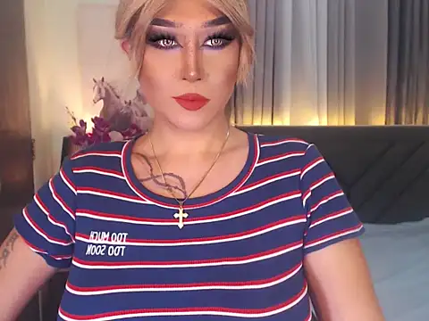 Snapshot of Transdomts4u chatting on October 26, 2025, 4:18 pm Transdomts4u online show from October 26, 2025, 4:18 pm