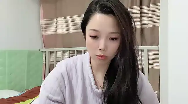 Snapshot of kk_lele chatting on February 12, 2025, 2:21 pm kk lele online show from February 12, 2025, 2:21 pm