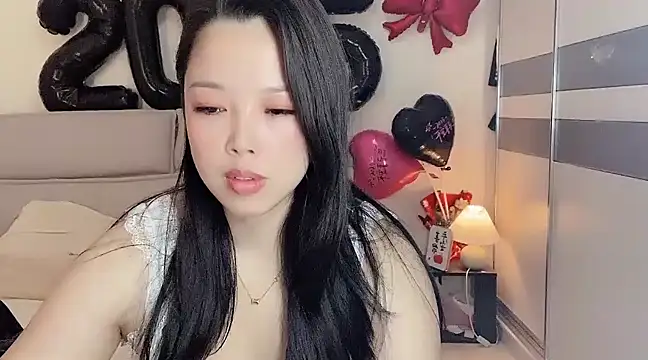 Snapshot of kk_lele chatting on February 7, 2025, 4:27 am kk lele online show from February 7, 2025, 4:27 am