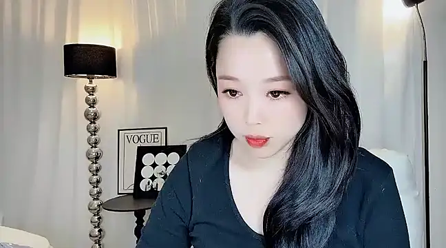 Snapshot of kk_lele chatting on March 19, 2025, 2:35 pm kk lele online show from March 19, 2025, 2:35 pm