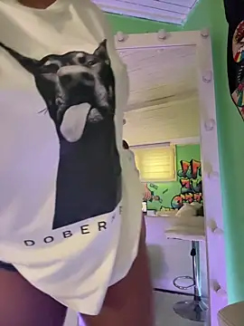 TamaraSavage online show from April 1, 2026, 9:32 am