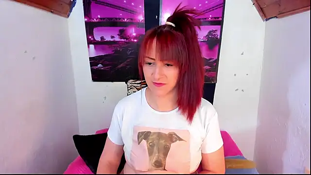 Snapshot of Hannaa32 chatting on November 11, 2025, 7:30 pm Hannaa32 online show from November 11, 2025, 7:30 pm