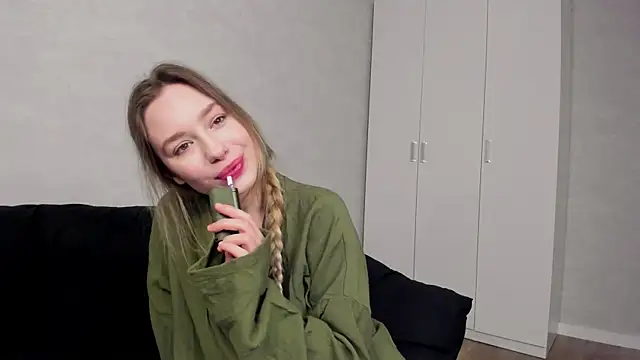 Snapshot of mary_shiota chatting on December 1, 2025, 8:37 am mary shiota online show from December 1, 2025, 8:37 am