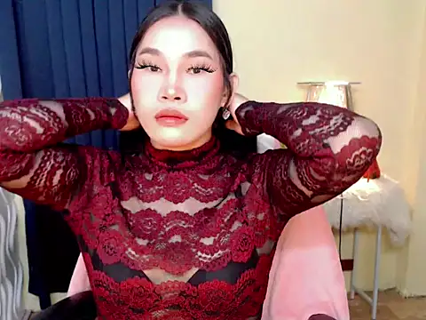 Ur Fantastic Lina online show from December 3, 2025, 5:56 pm