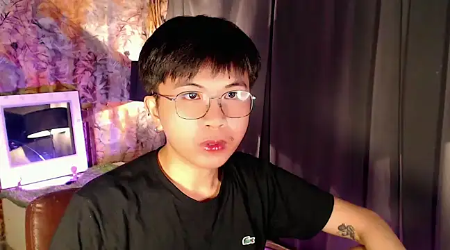 Sexy Handsome Drex online show from February 16, 2025, 8:32 am