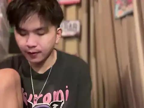 Sexy Handsome Drex online show from May 18, 2026, 12:54 pm