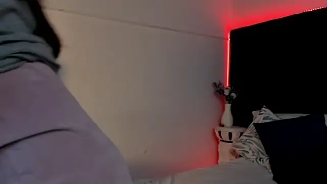 lauren fit online show from April 10, 2026, 5:36 am