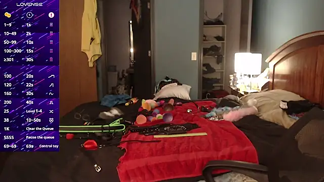 Snapshot of kinkywolf429 chatting on November 4, 2025, 7:50 pm kinkywolf429 online show from November 4, 2025, 7:50 pm