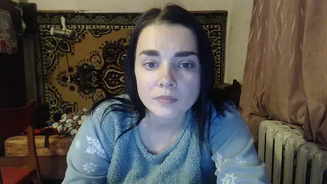 Snapshot of AlisaLaDiva chatting on January 1, 2025, 10:03 pm AlisaLaDiva online show from January 1, 2025, 10:03 pm