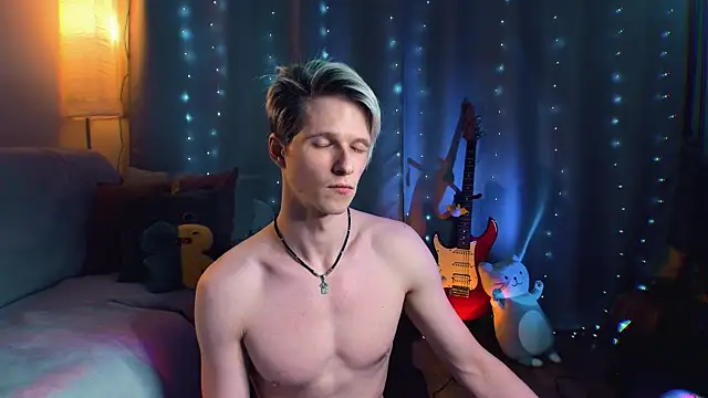 Breston Sweet online show from February 18, 2026, 3:48 am