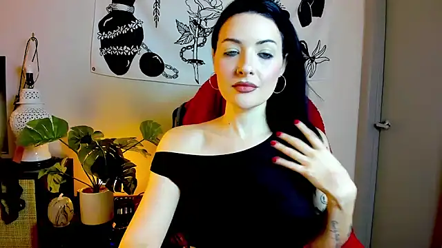 MelroseStrip online show from October 30, 2025, 9:55 pm