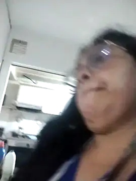 Snapshot of Keyla01_ chatting on November 12, 2025, 11:36 am Keyla01 online show from November 12, 2025, 11:36 am