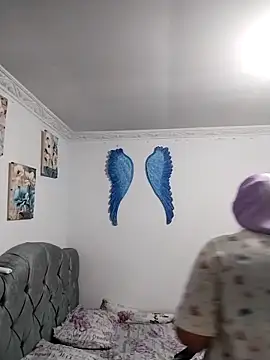 Snapshot of Keyla01_ chatting on October 21, 2025, 2:05 pm Keyla01 online show from October 21, 2025, 2:05 pm