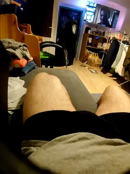 Snapshot of anonymus9006 chatting on November 21, 2025, 3:22 pm anonymus9006 online show from November 21, 2025, 3:22 pm