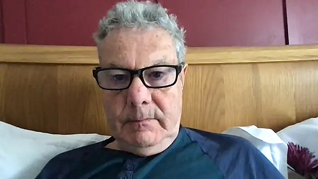Snapshot of Oldpistolpete chatting on May 5, 2026, 8:39 am Oldpistolpete online show from May 5, 2026, 8:39 am