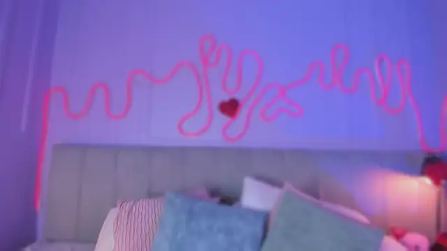 Snapshot of Sofly_s chatting on February 16, 2026, 11:53 am Sofly s online show from February 16, 2026, 11:53 am