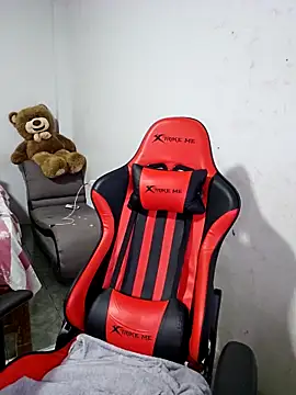 Mary pinkish online show from November 13, 2025, 12:14 am