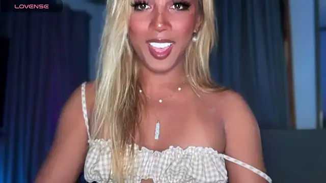 cockprincess diannaxx online show from November 18, 2025, 3:54 am