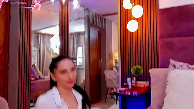 VanessaAngel online show from June 4, 2026, 5:56 am