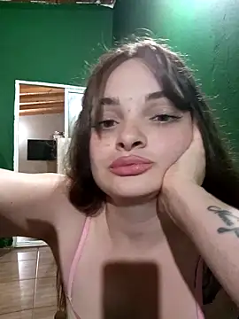 Emmacut online show from December 4, 2025, 9:25 pm