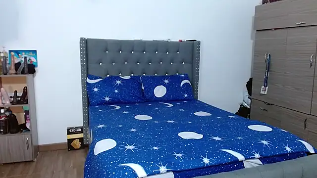 Snapshot of tatiana_wd chatting on December 2, 2025, 1:24 pm tatiana wd online show from December 2, 2025, 1:24 pm