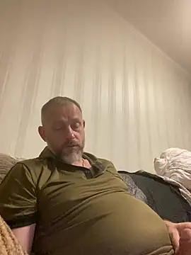 Snapshot of GHsveter chatting on June 7, 2026, 7:52 pm GHsveter online show from June 7, 2026, 7:52 pm