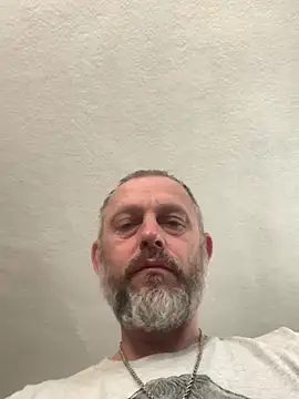 Snapshot of GHsveter chatting on May 6, 2026, 5:33 am GHsveter online show from May 6, 2026, 5:33 am