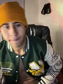 Snapshot of Daiki_Jack chatting on March 21, 2025, 1:02 am Daiki Jack online show from March 21, 2025, 1:02 am