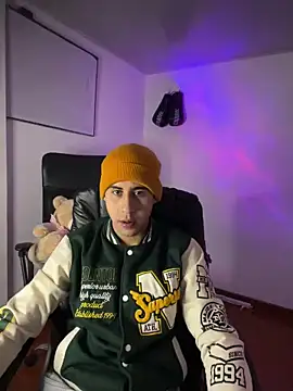 Snapshot of Daiki_Jack chatting on March 19, 2025, 10:20 pm Daiki Jack online show from March 19, 2025, 10:20 pm